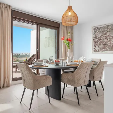 Bayside Rooftop Penthouse Lejlighed Estepona